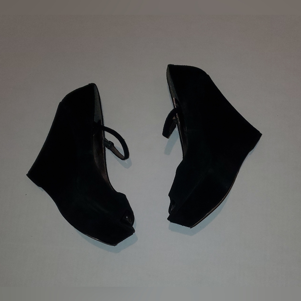 Steve Madden Sofiaa Suede Black Wedge Peep Toe Shoes Sz 10 - Picture 3 of 11